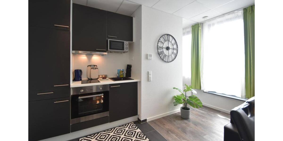 Voll ausgestattetes Penthouse-Apartment für 1 Person, zentral in Frankfurt-Niederrad 1 zimmer