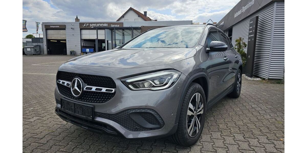 Mercedes-Benz GLA 200 24.900 km 30.590 &euro; Oppenheim 55276