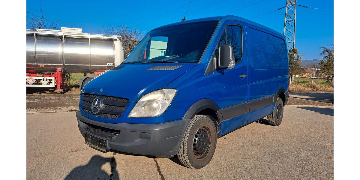 Mercedes-Benz Sprinter 385.000 km 3.750 &euro; Fränkisch-Crumbach 64407