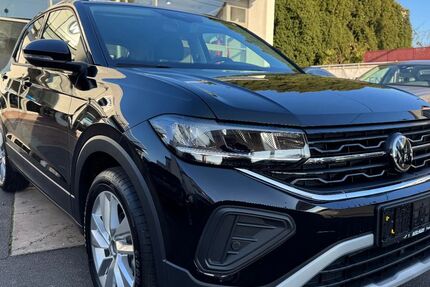 VW T-Cross 4.985 km 24.975 &euro; Frankfurt am Main 65936