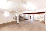 Gewerbeobjekt Bischofsheim - 5 Zimmer, 267 m&sup2;, 4.260&euro; | Angebot:25814102