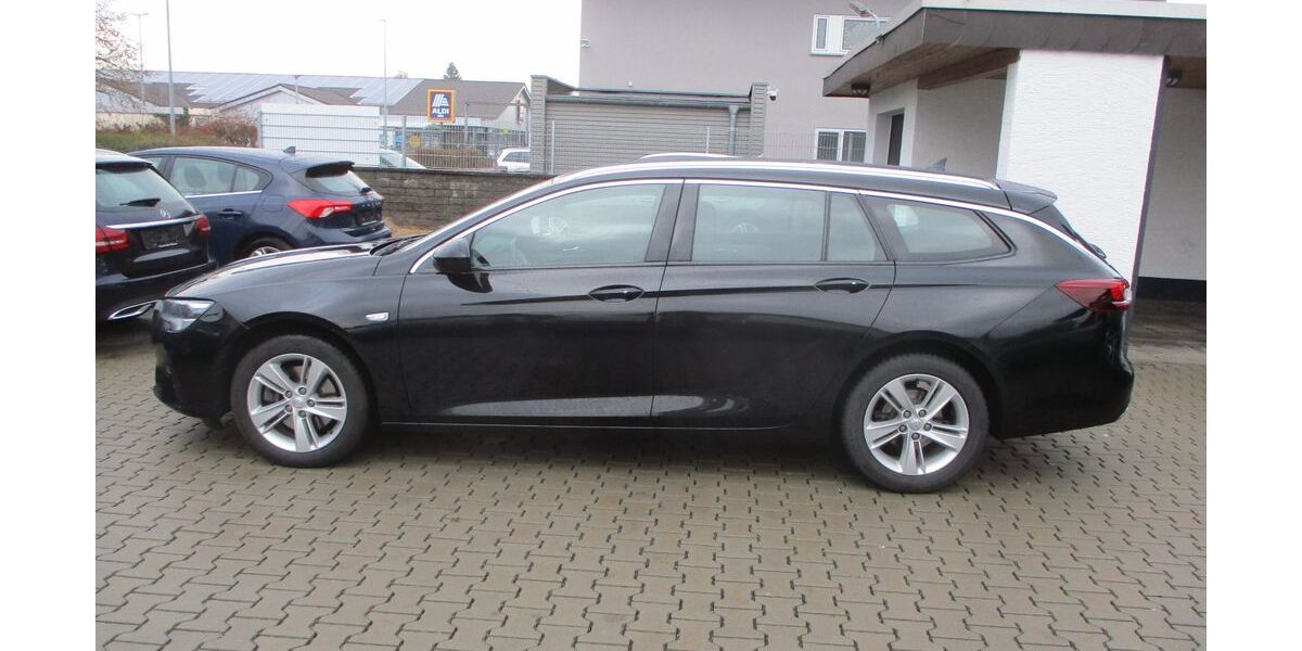 Opel Insignia 136.744 km 12.899 &euro; Babenhausen 64832