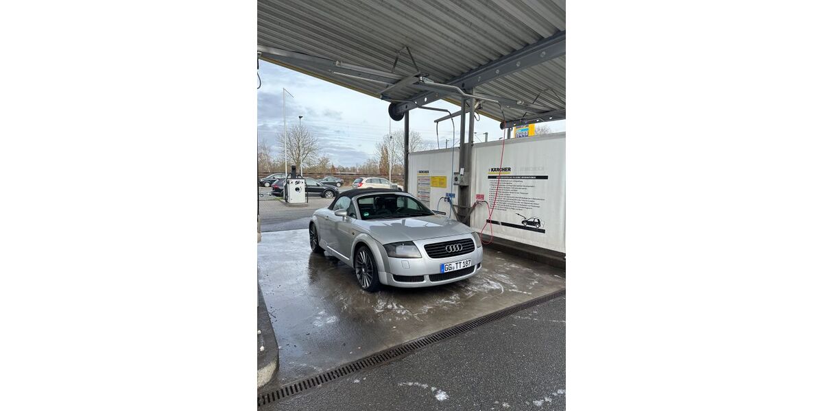 Audi TT 193.000 km 6.600 &euro; Ginsheim 65462