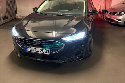 Ford Focus 31.000 km 16.900 &euro; Frankfurt 60386