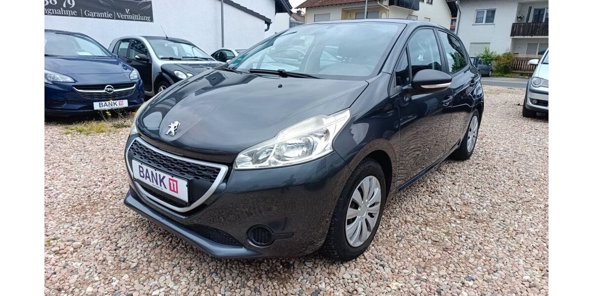 Peugeot 208 112.000 km 3.950 &euro; Rodgau 63110
