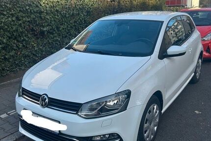 VW Polo 128.100 km 6.400 &euro; Frankfurt 60433
