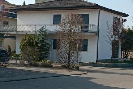 Haus Bickenbach - 3 Zimmer, 106 m&sup2;, 1.600&euro; | Angebot:25876517