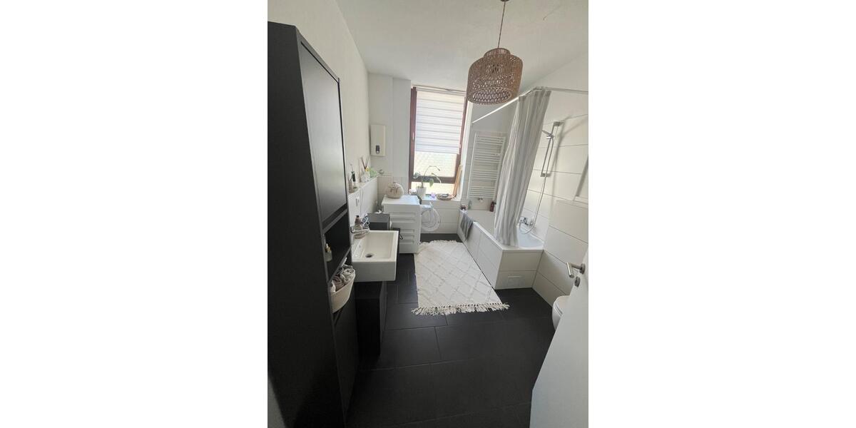 Etagenwohnung Offenbach am Main Hafen - 2 Zimmer, 66 m&sup2;, 910&euro; | Angebot:26406496