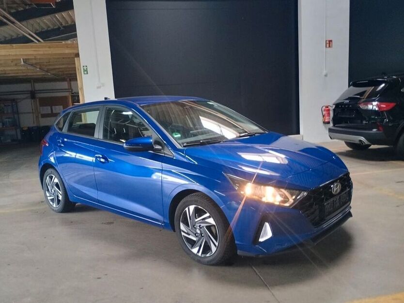 i20