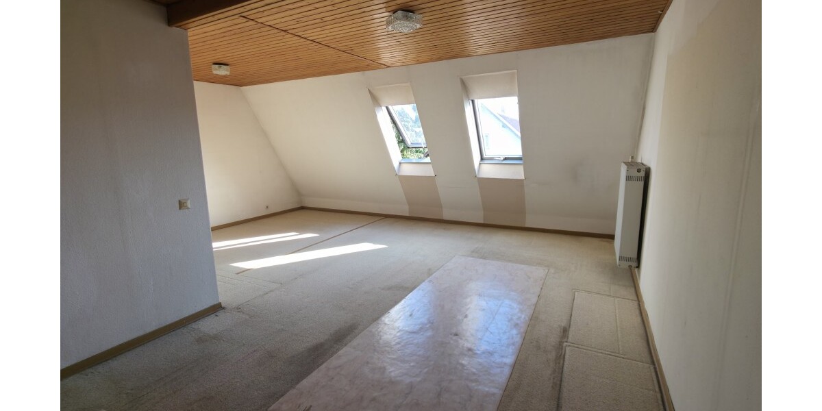 *OF-Rosenhöhe - familienfreundliche Lage - großes Reihenhaus mit viel Potenzial* 6 zimmer