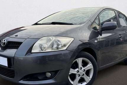 Toyota Auris 177.000 km 3.399 &euro; Frankfurt am Main 60386