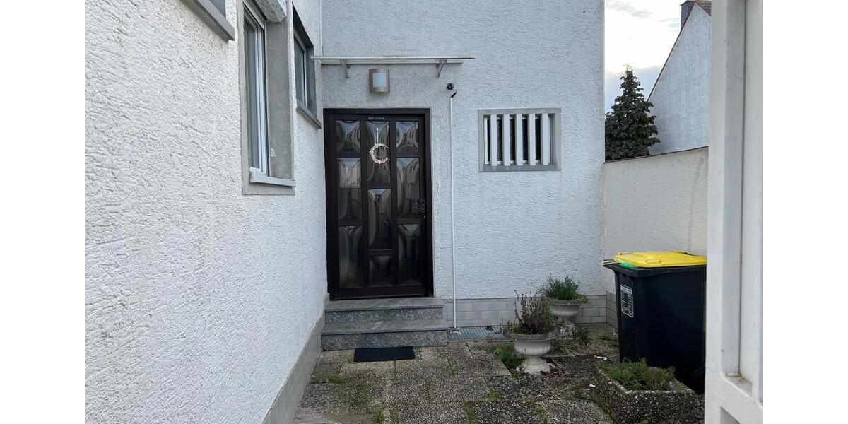 Mehrfamilienhaus, Wohnhaus Trebur - 13 Zimmer, 320 m&sup2;, 700.000&euro; | Angebot:27233677