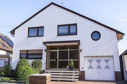 Haus Hattersheim - 6 Zimmer, 183 m&sup2;, 620.000&euro; | Angebot:24587562