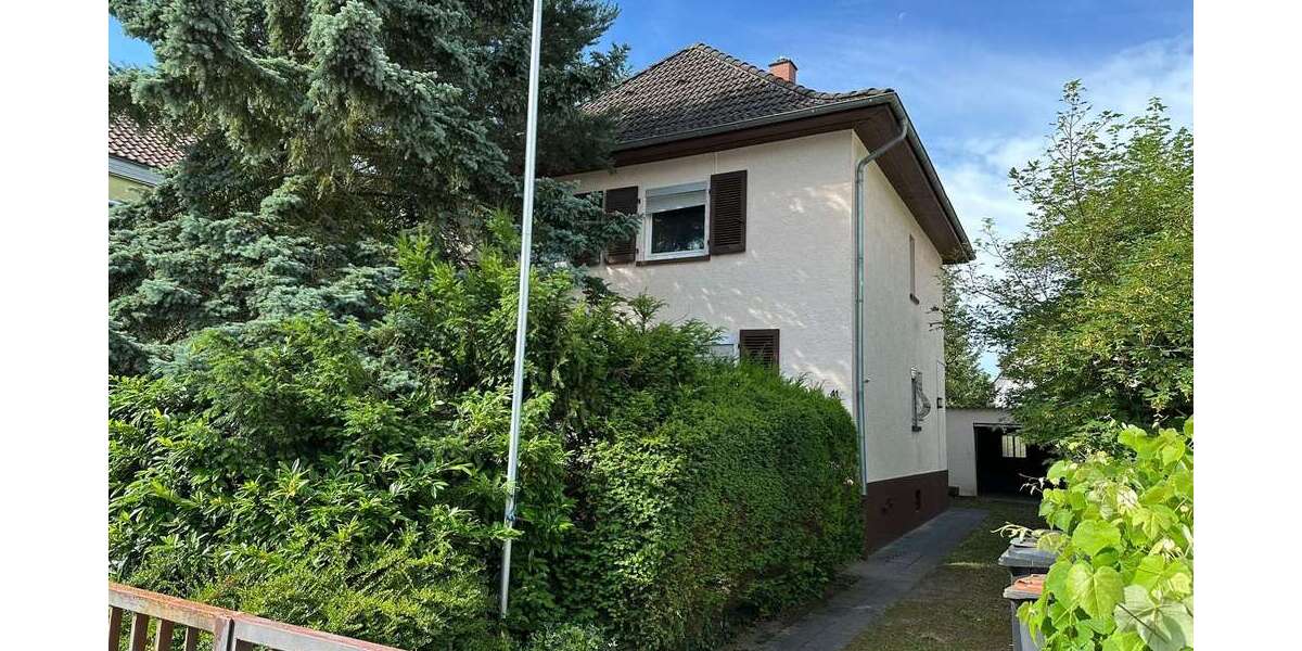 Einfamilienhaus Darmstadt / Eberstadt Eberstadt - 7 Zimmer, 130 m&sup2;, 690.000&euro; | Angebot:26652051