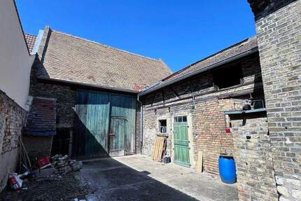 ***Charmantes Einfamilienhaus mit Ausbaupotenzial in begehrter Lage von Bodenheim*** 3 zimmer