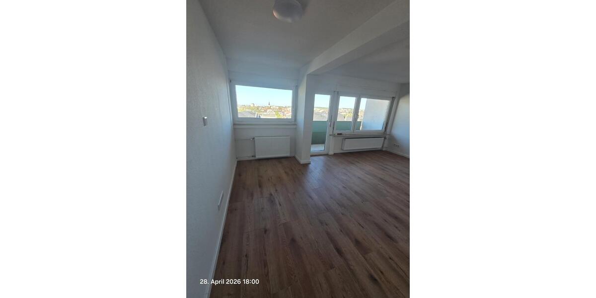 Etagenwohnung Offenbach am Main Hafen - 3 Zimmer, 75 m&sup2;, 1.200&euro; | Angebot:26482978
