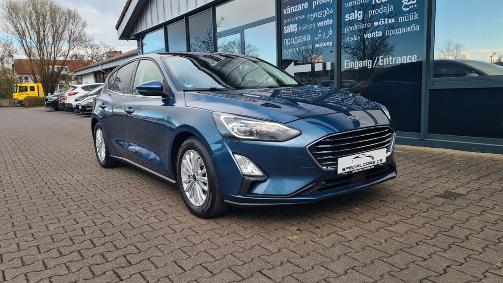 Ford Focus 131.400 km 11.990 &euro; Offenbach am Main 63069