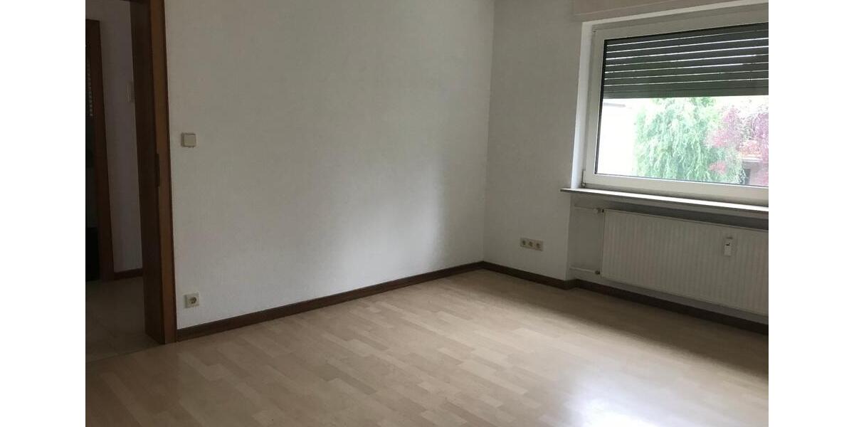 Etagenwohnung Offenbach am Main Bieber - 4 Zimmer, 100 m&sup2;, 1.375&euro; | Angebot:24838326