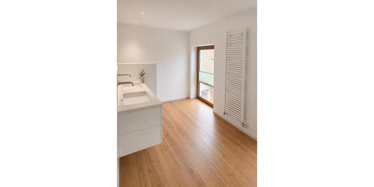 Einfamilienhaus Riedstadt - 3 Zimmer, 136 m&sup2;, 2.050&euro; | Angebot:25893527