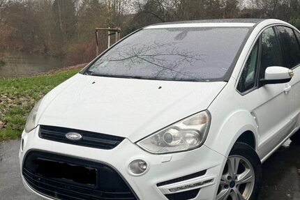 Ford S-Max 224.000 km 4.750 &euro; Frankfurt am main 60388