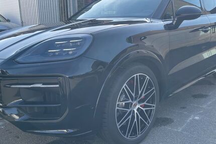 Porsche Cayenne 5.300 km 149.490 &euro; Flörsheim am Main 65439