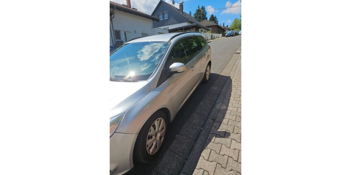 Ford Focus 154.485 km 4.100 &euro; Reichelsheim 64385