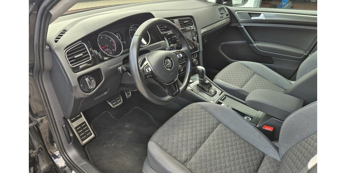 VW Golf Join, R-Line, Navi, LED, Klima, Sitzheizung, 136.200 km 15.890 &euro; Rodgau 63110
