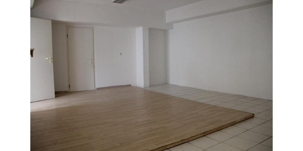 Gewerbeobjekt Flörsheim am Main - 1.700&euro; | Angebot:25807832