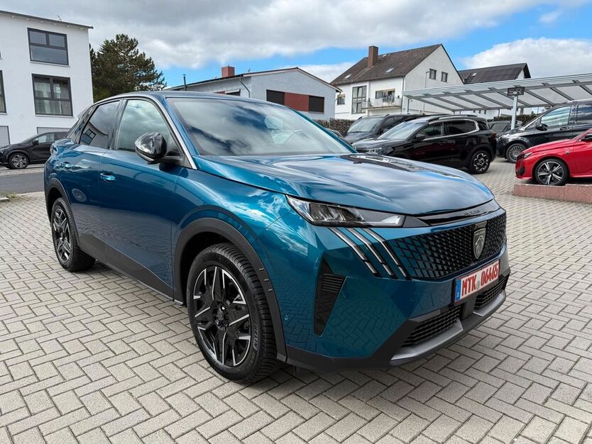 Peugeot 3008 4.600 km 27.300 € Hofheim am Taunus 65719