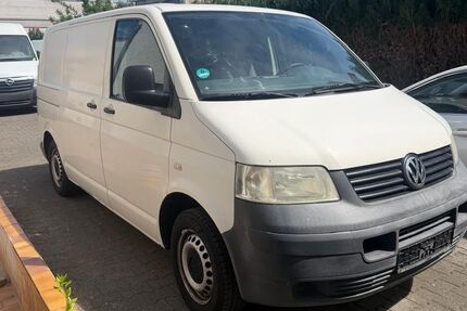 VW T5 Transporter 330.000 km 2.800 &euro; Heusenstamm 63150