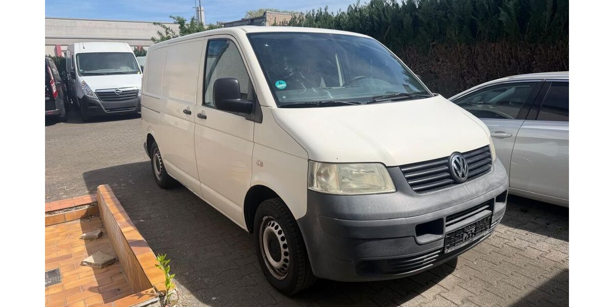VW T5 Transporter 330.000 km 2.800 &euro; Heusenstamm 63150
