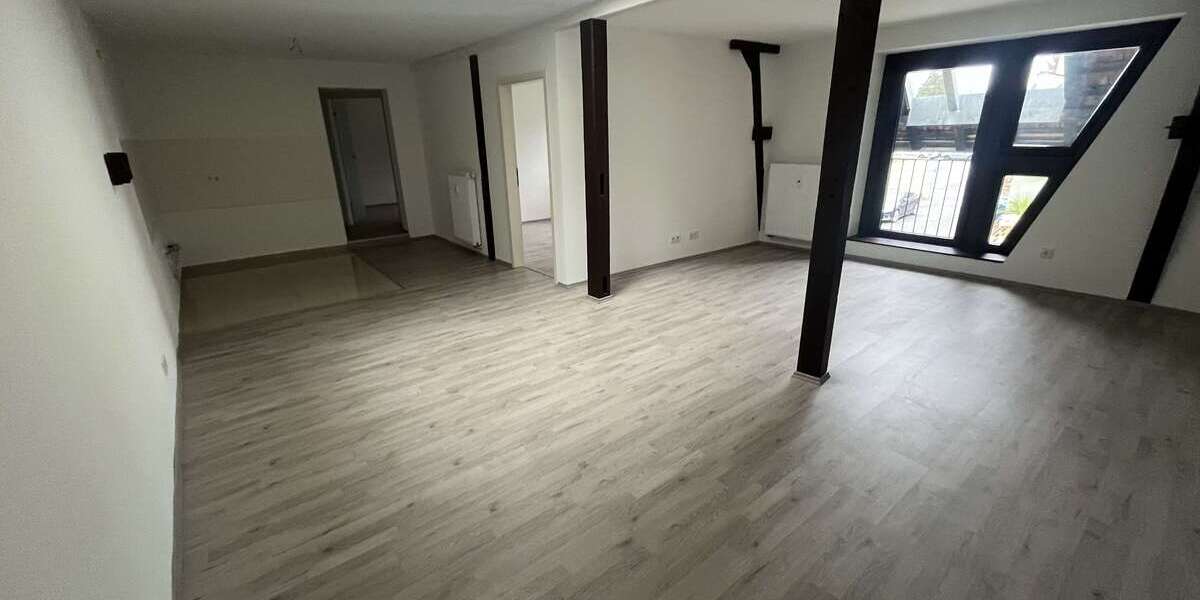 Etagenwohnung Bischofsheim - 3 Zimmer, 70 m&sup2;, 665&euro; | Angebot:25175922