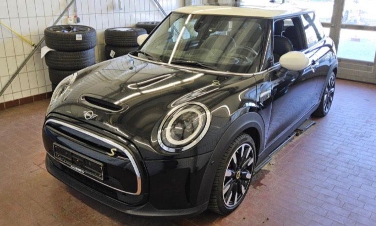 Mini Cooper SE 27.100 km 23.499 &euro; Harxheim/ Mainz 55296