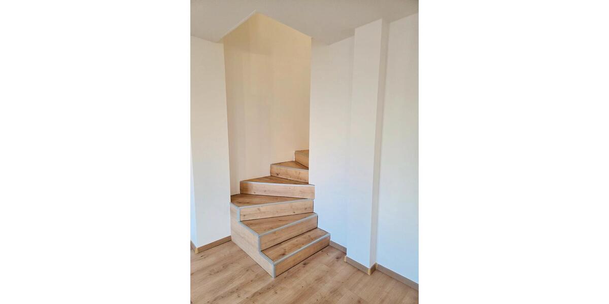 Moderne 1-2 Wohnungen 200qm sofort frei in Ober-Ramstadt Zentrum 6 zimmer