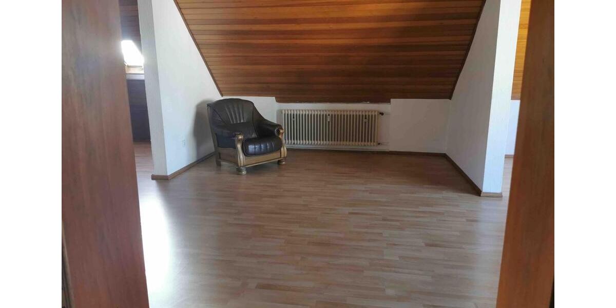 Dachgeschoßwohnung Groß-Umstadt Umstadt - 2 Zimmer, 77 m&sup2;, 650&euro; | Angebot:26339690
