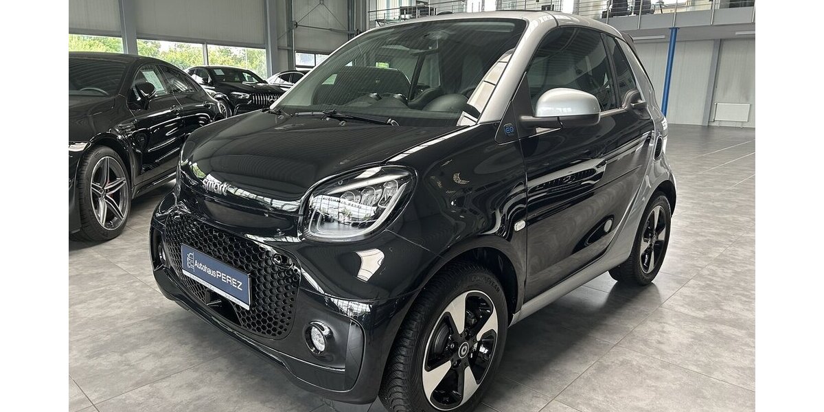 Smart ForTwo EQ CABRIO EXCLUSIVE-22KW-RÜCKFAHRKAMERA! 13.660 km 18.399 &euro; Groß-Umstadt 64823