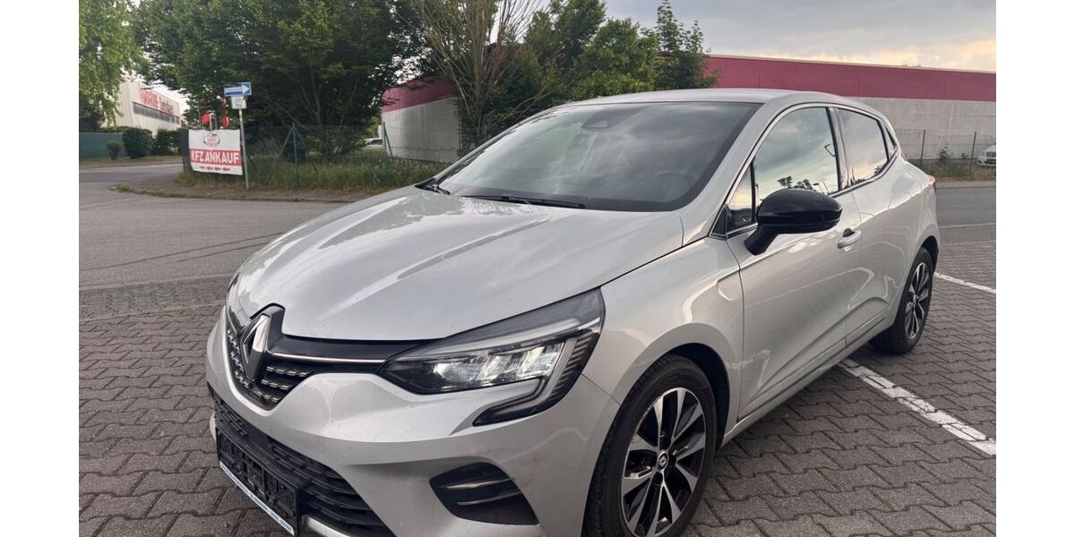 Renault Clio 99.000 km 11.900 &euro; Gernsheim 64579