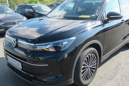 VW Tiguan 16.000 km 34.699 € Gernsheim 64579