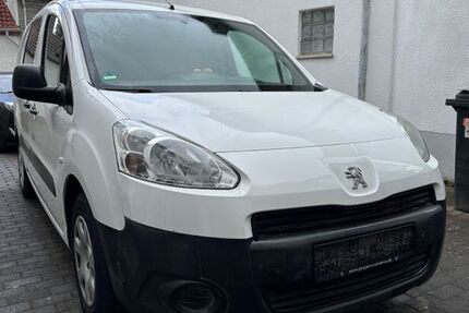 Peugeot Partner 190.000 km 5.300 &euro; Darmstadt 64291