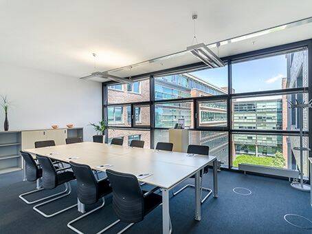 Exemplarischer Büroraum im beliebten Ostend - All-in-Miete
