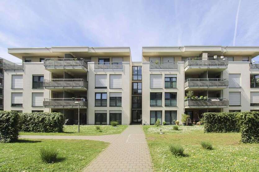 Wohnung zum Kaufen in Offenbach am Main 299.500 € 63.77 m²