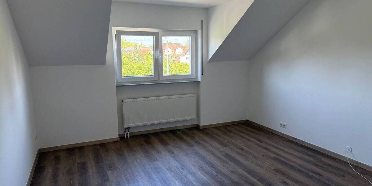 Etagenwohnung Frankfurt am Main Fechenheim - 2 Zimmer, 68 m&sup2;, 830&euro; | Angebot:26712412