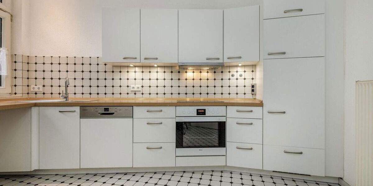 Etagenwohnung Frankfurt am Main Dornbusch - 3 Zimmer, 96 m&sup2;, 550.000&euro; | Angebot:25479201