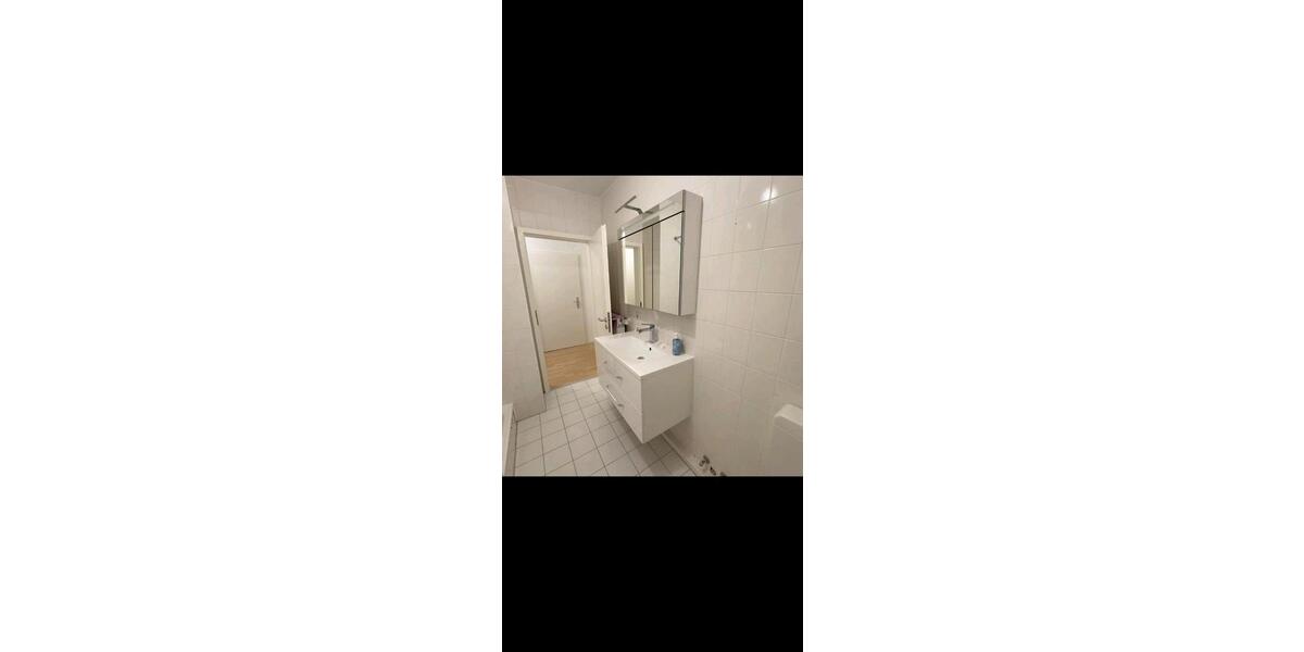 Dachgeschoßwohnung Egelsbach - 3 Zimmer, 72 m&sup2;, 1.350&euro; | Angebot:26398975