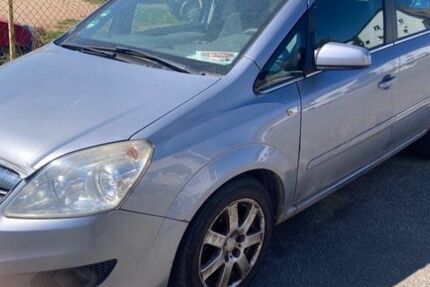 Opel Zafira 240.000 km 600 &euro; Messel 64409