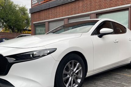 Mazda 3 91.000 km 12.990 &euro; Rüsselsheim am Main 65428