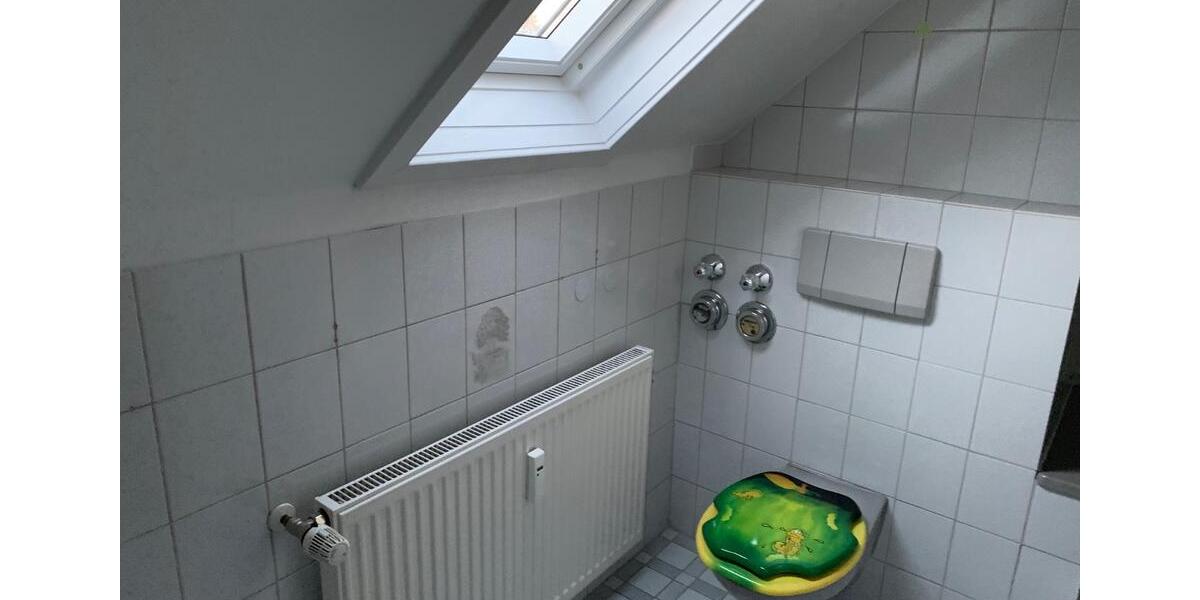 Dachgeschoßwohnung Frankfurt am Main Innenstadt 3 - 2 Zimmer, 40 m&sup2;, 450&euro; | Angebot:26425624