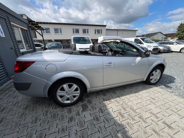 Renault Megane 182.000 km 1.750 € Bickenbach 64404