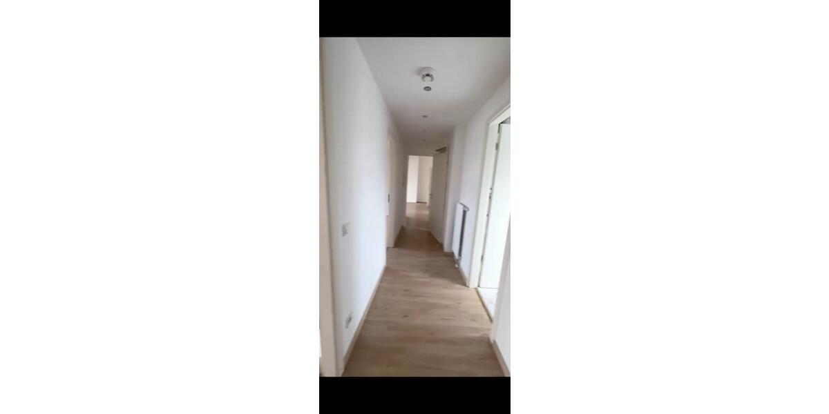 Dachgeschoßwohnung Rüsselsheim am Main - 4 Zimmer, 82 m&sup2;, 265.000&euro; | Angebot:26393918