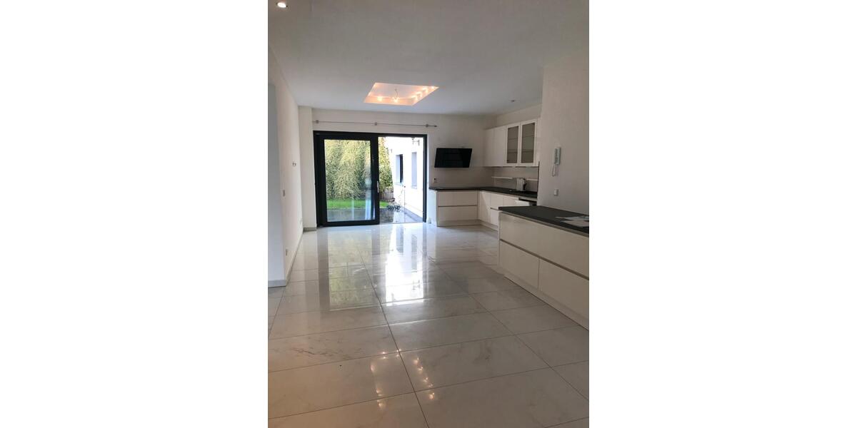 Erdgeschoßwohnung Nackenheim - 3 Zimmer, 144 m&sup2;, 695.000&euro; | Angebot:26639287